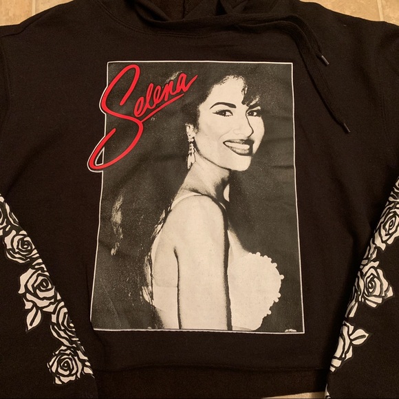 Soldselena Quintanilla Cropped Hoodie 